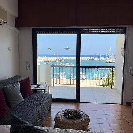 Appartamento Beachfront Retreat! *